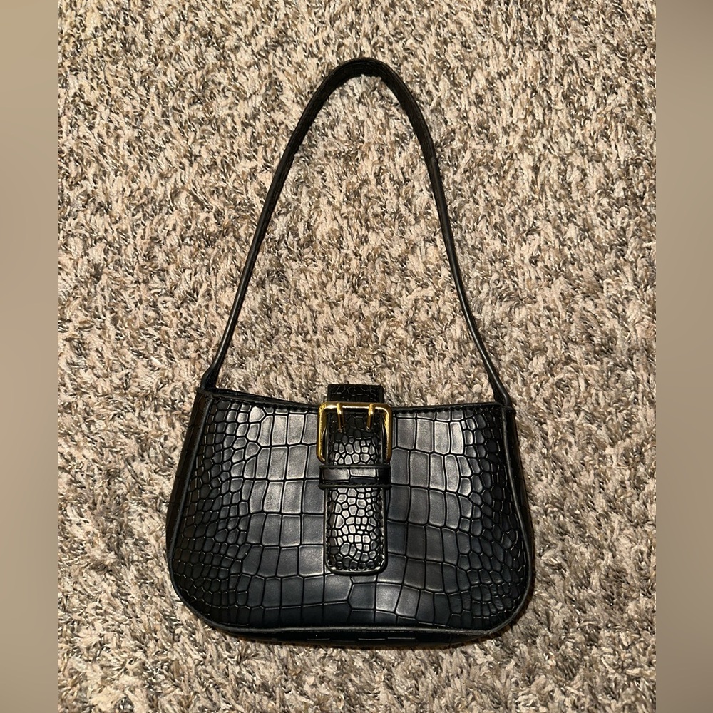 Vintage Y2K Black Crocodile print faux leather Shoulder Bag